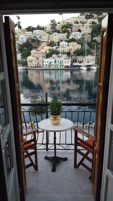 Symi Port View Apartment Εξωτερικό φωτογραφία